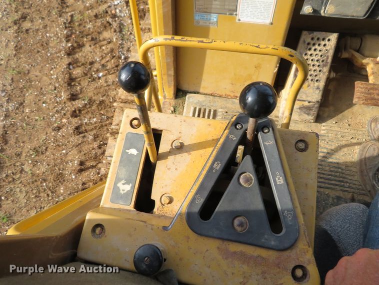 image for item DH1176 1997 Caterpillar 963B  trackloader