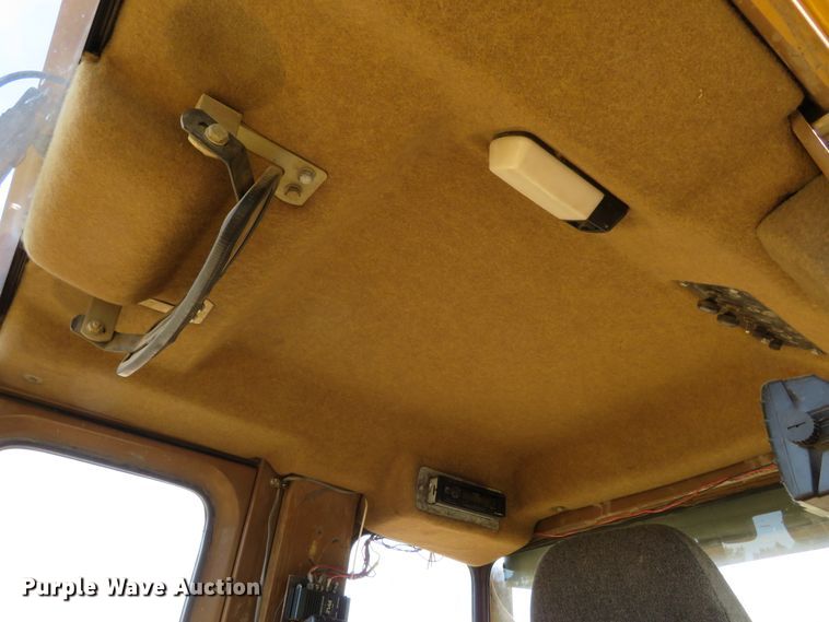 image for item DH1176 1997 Caterpillar 963B  trackloader