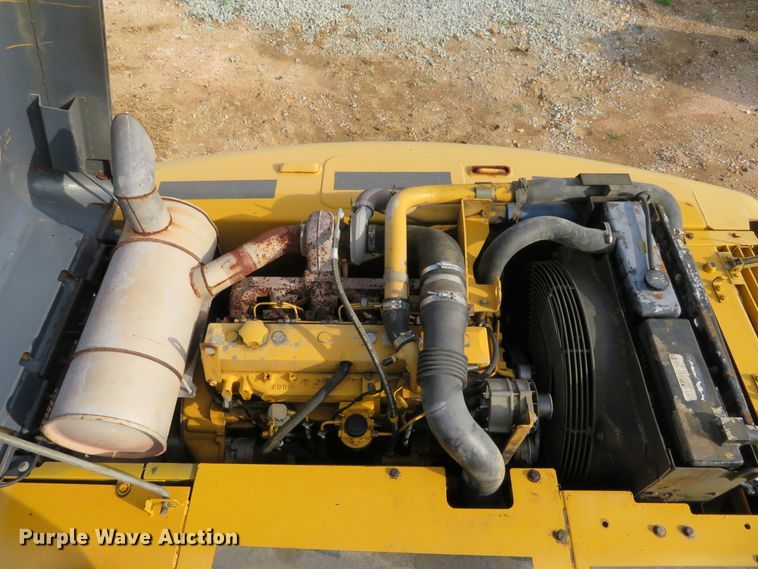 image for item DH1177 2007 John Deere 200C LC  excavator