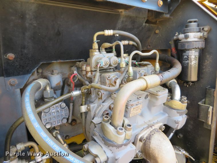 image for item DH1177 2007 John Deere 200C LC  excavator