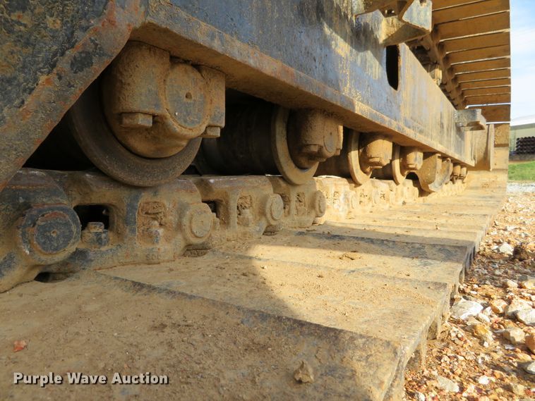 image for item DH1177 2007 John Deere 200C LC  excavator