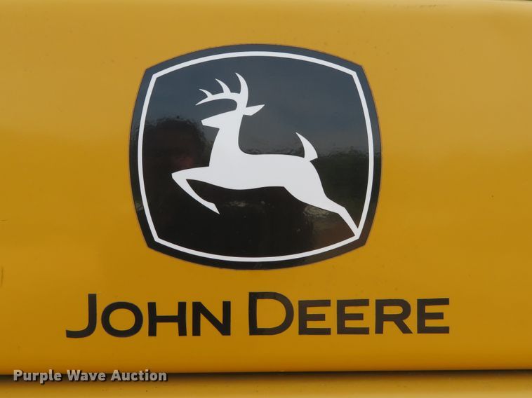 image for item DH1177 2007 John Deere 200C LC  excavator