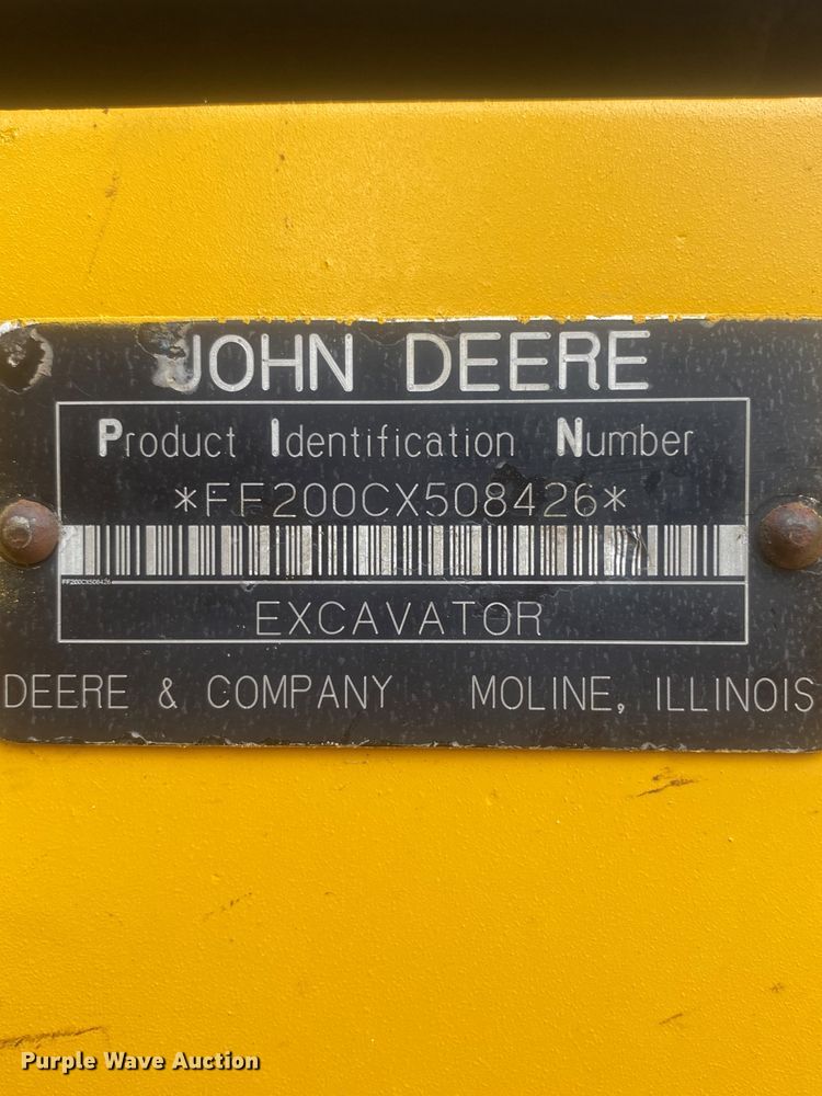 image for item DH1177 2007 John Deere 200C LC  excavator