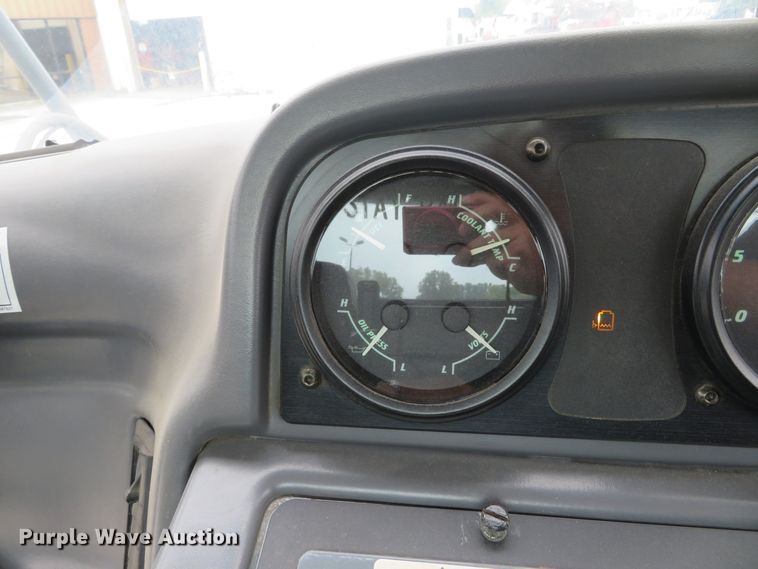 image for item DH1189 2008 Elgin Pelican NP  street sweeper