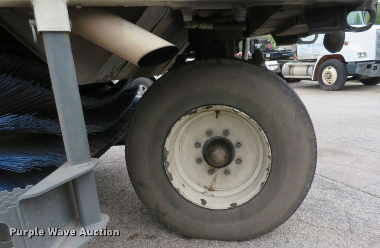 image for item DH1189 2008 Elgin Pelican NP  street sweeper