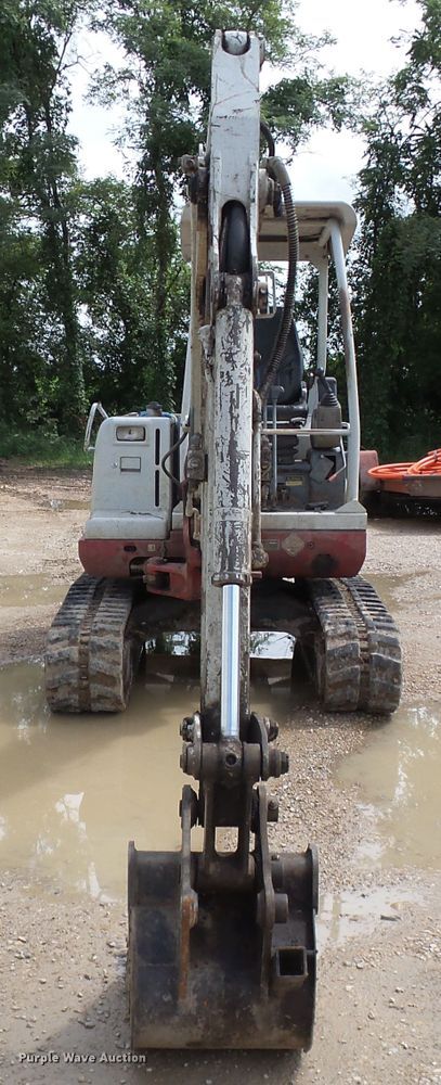 image for item DH3920 2006 Takeuchi TB135  mini excavator