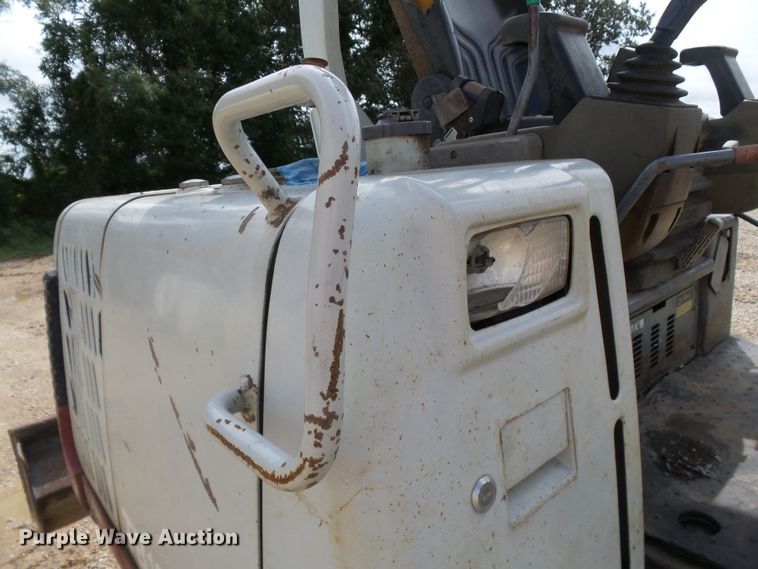 image for item DH3920 2006 Takeuchi TB135  mini excavator