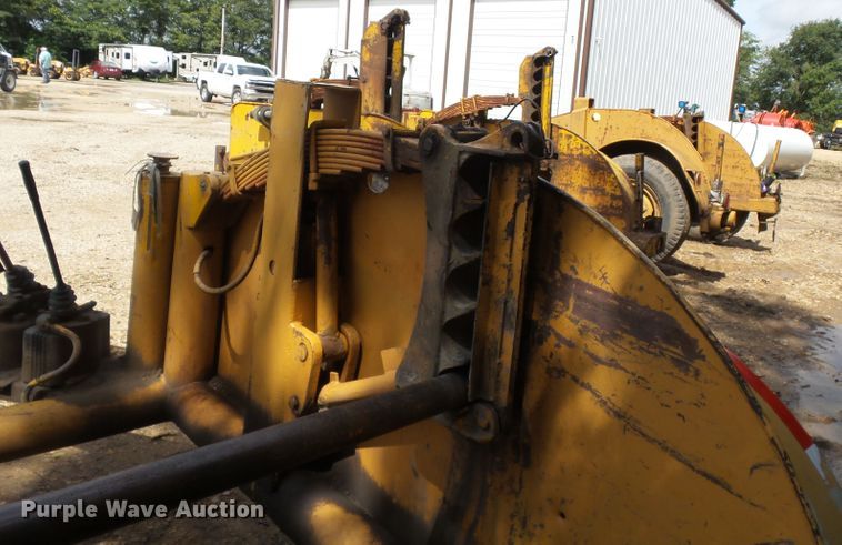 image for item DH3924 Eaton TCR14T reel trailer