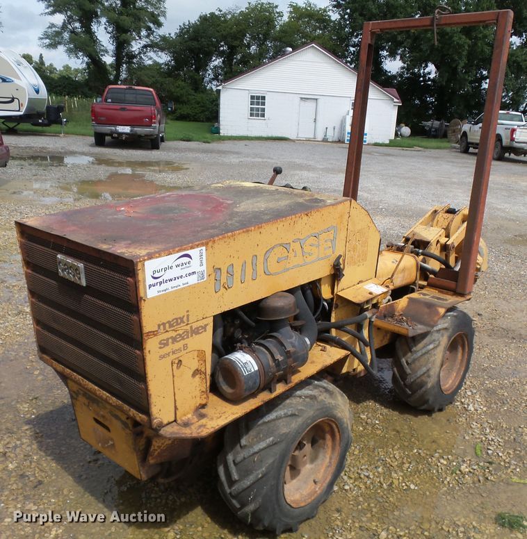 image for item DH3925 Case Maxi Sneaker Series B  cable plow