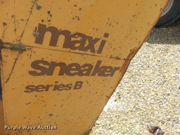 image for item DH3925 Case Maxi Sneaker Series B  cable plow