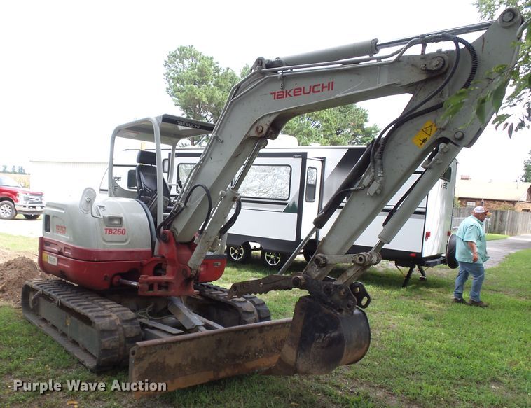 image for item DH3927 2015 Takeuchi TB260  mini excavator