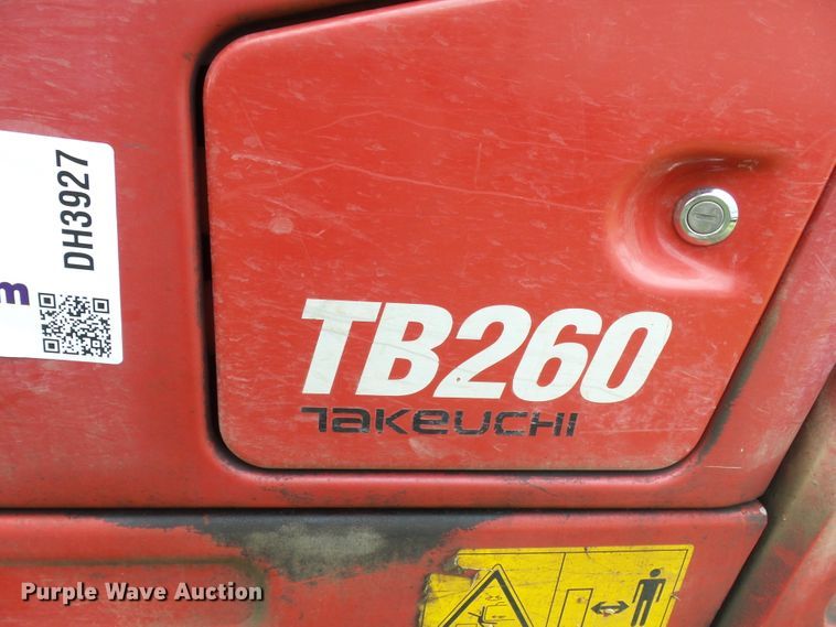 image for item DH3927 2015 Takeuchi TB260  mini excavator