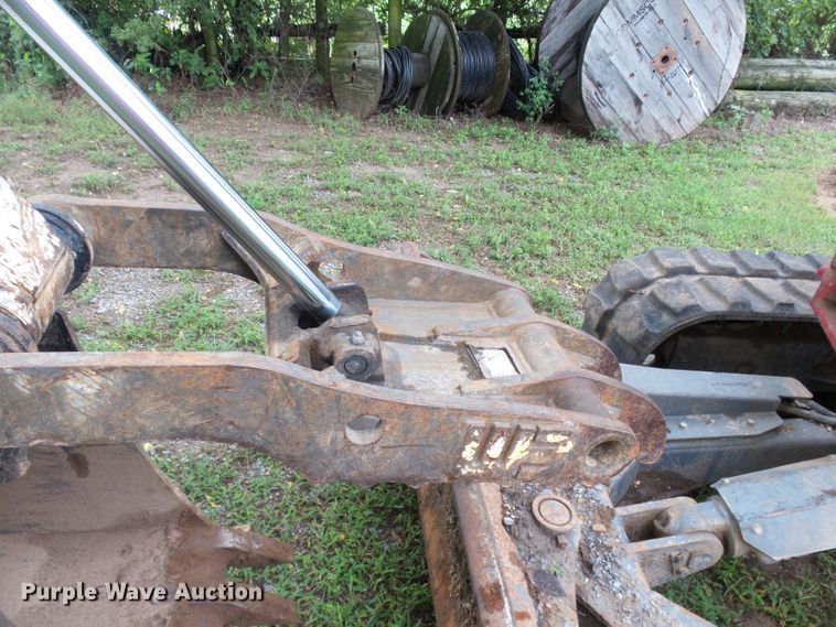 image for item DH3927 2015 Takeuchi TB260  mini excavator