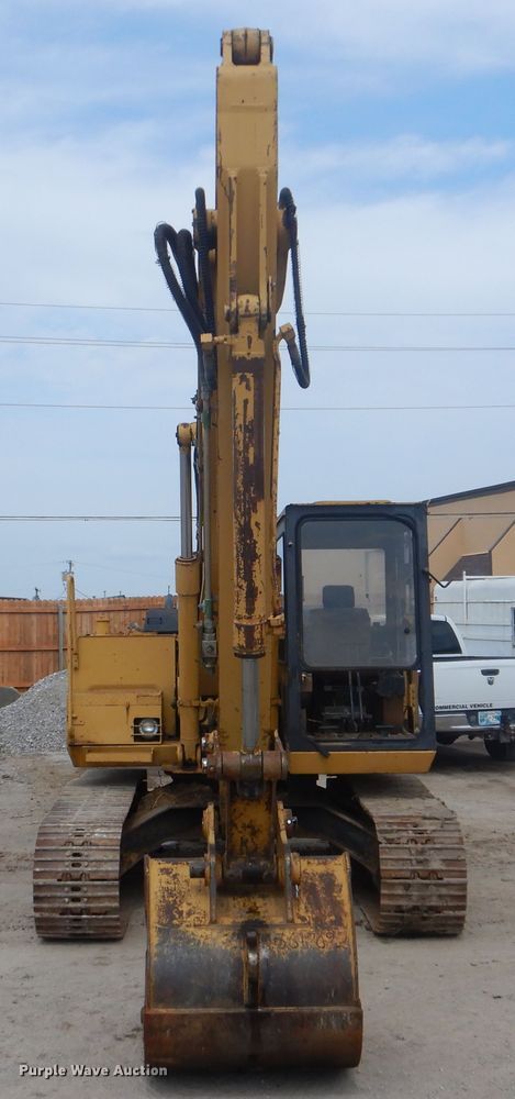 image for item DI0402 1990 Caterpillar E120B  excavator