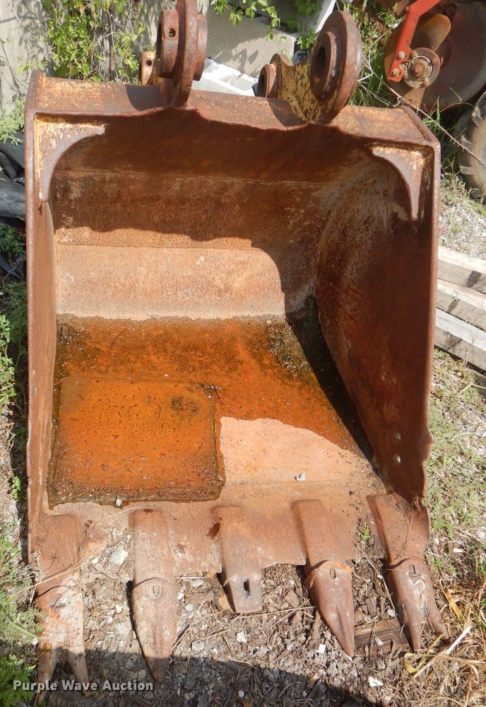 image for item DI0402 1990 Caterpillar E120B  excavator