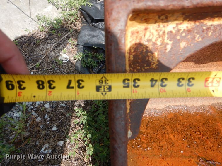 image for item DI0402 1990 Caterpillar E120B  excavator