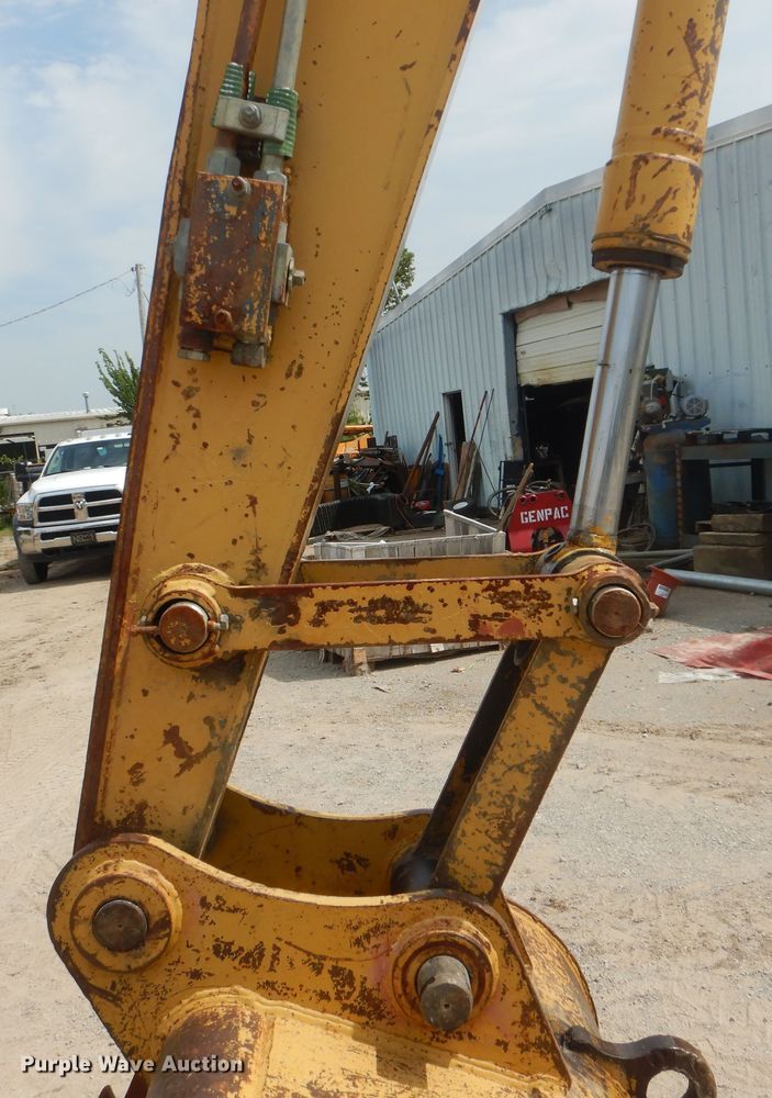 image for item DI0402 1990 Caterpillar E120B  excavator