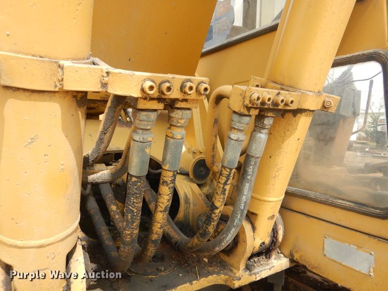 image for item DI0402 1990 Caterpillar E120B  excavator