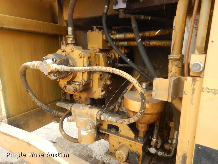 image for item DI0402 1990 Caterpillar E120B  excavator