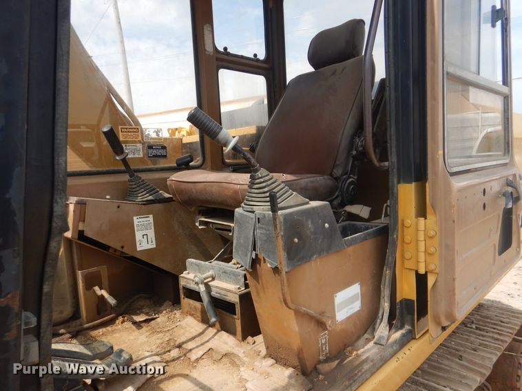 image for item DI0402 1990 Caterpillar E120B  excavator