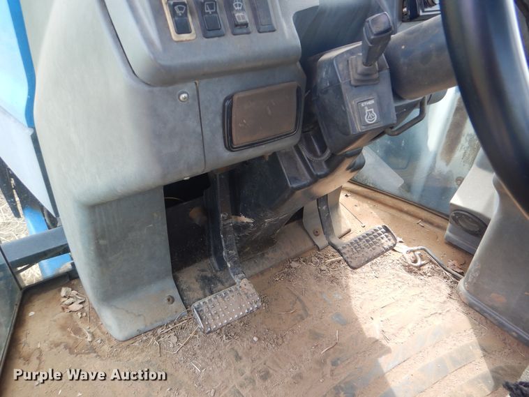 image for item DI0403 1997 New Holland 9482 Versatile  4WD tractor