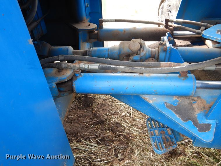 image for item DI0403 1997 New Holland 9482 Versatile  4WD tractor