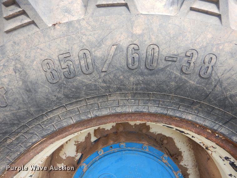 image for item DI0403 1997 New Holland 9482 Versatile  4WD tractor