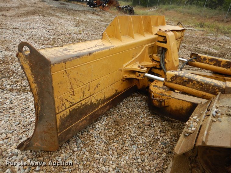image for item DI0429 2004 Caterpillar D6N LGP  dozer