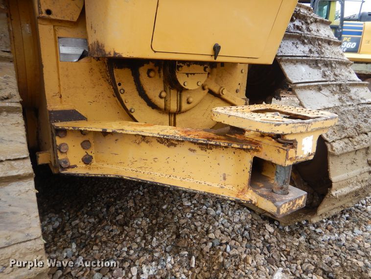 image for item DI0429 2004 Caterpillar D6N LGP  dozer