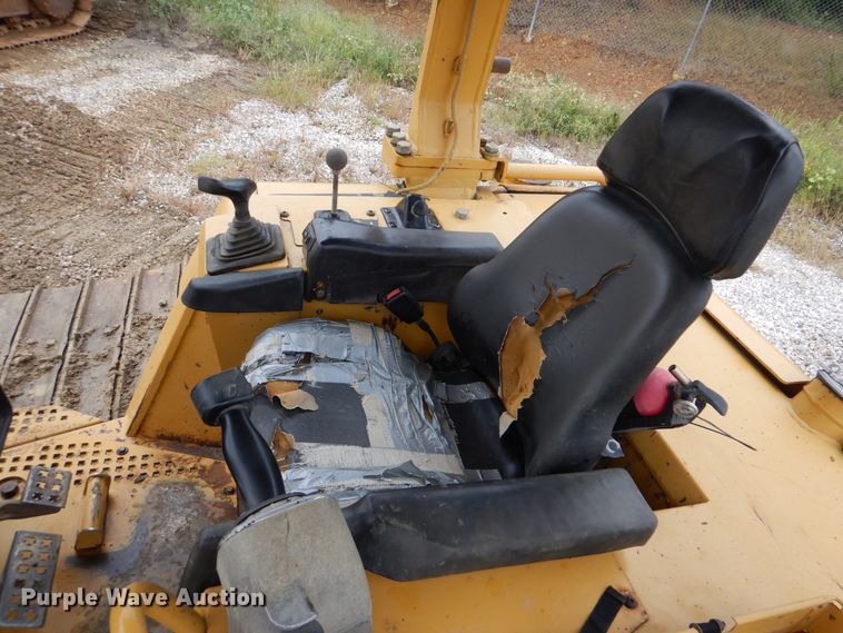 image for item DI0429 2004 Caterpillar D6N LGP  dozer