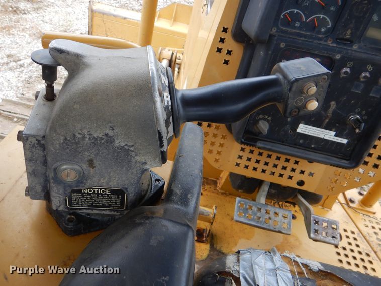 image for item DI0429 2004 Caterpillar D6N LGP  dozer