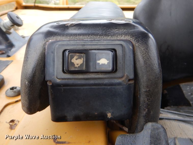 image for item DI0429 2004 Caterpillar D6N LGP  dozer