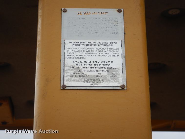 image for item DI0429 2004 Caterpillar D6N LGP  dozer