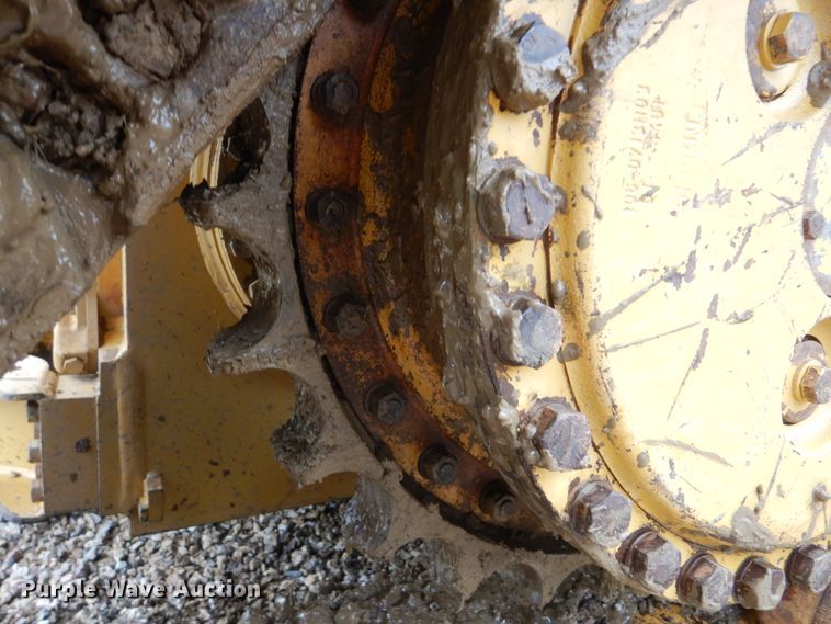 image for item DI0429 2004 Caterpillar D6N LGP  dozer