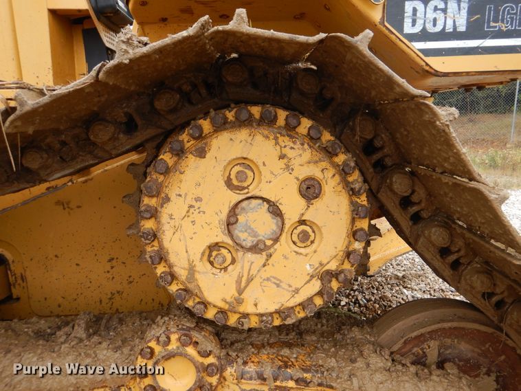 image for item DI0429 2004 Caterpillar D6N LGP  dozer