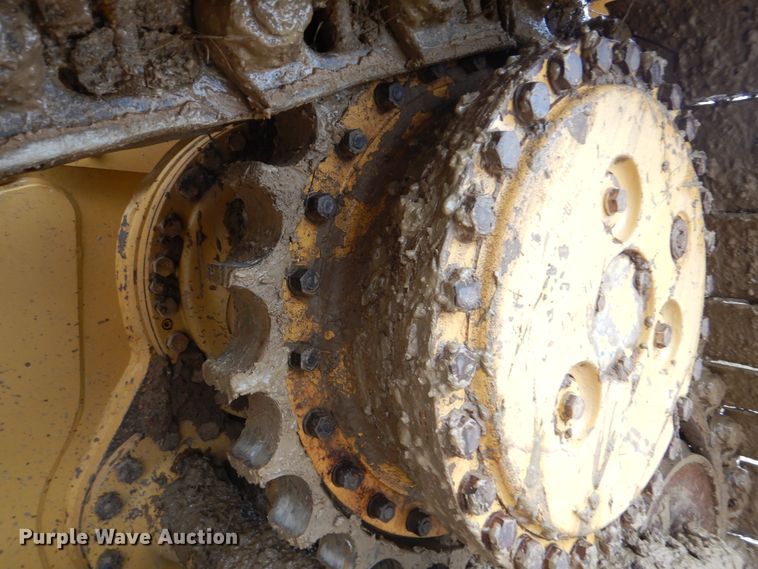 image for item DI0429 2004 Caterpillar D6N LGP  dozer