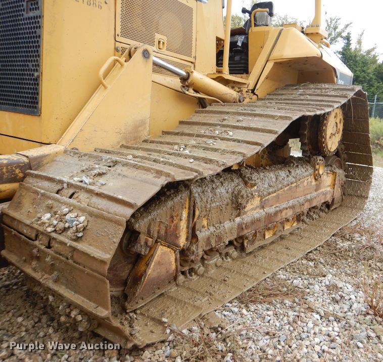 image for item DI0429 2004 Caterpillar D6N LGP  dozer