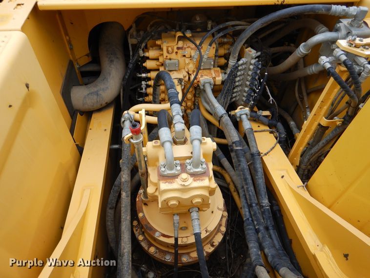 image for item DI0430 2014 Komatsu PC360LC-10  excavator