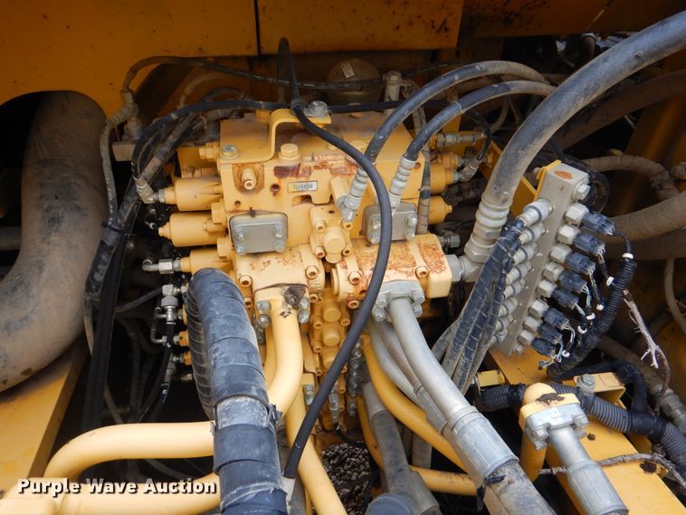 image for item DI0430 2014 Komatsu PC360LC-10  excavator