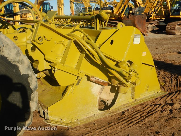 image for item DI0431 1984 Bomag MPH100R  reclaimer