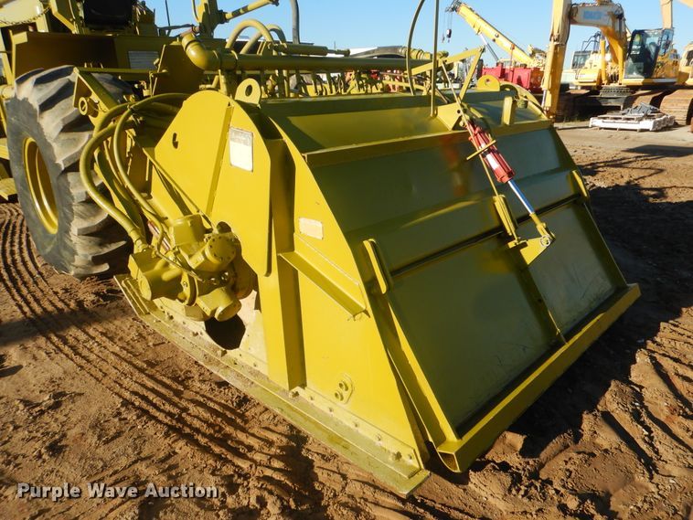 image for item DI0431 1984 Bomag MPH100R  reclaimer