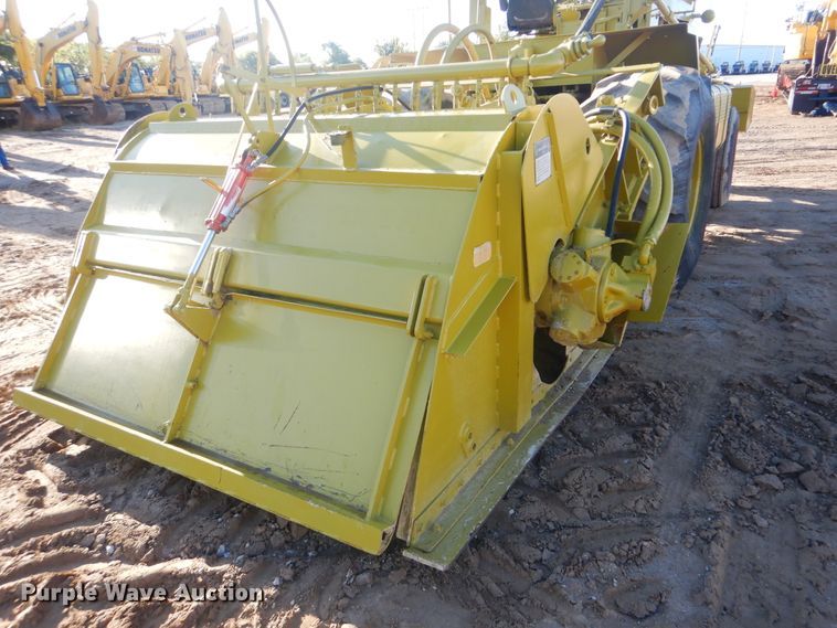 image for item DI0431 1984 Bomag MPH100R  reclaimer