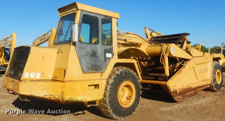 image for item DI0432 1981 John Deere 862  elevating scraper