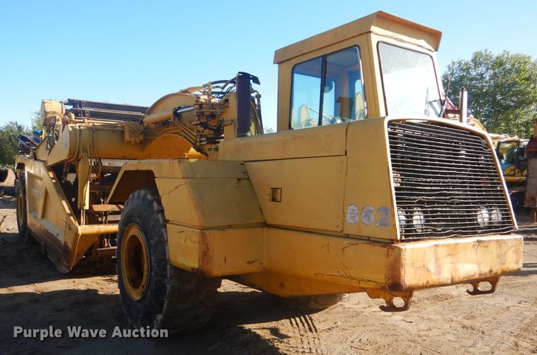 image for item DI0432 1981 John Deere 862  elevating scraper