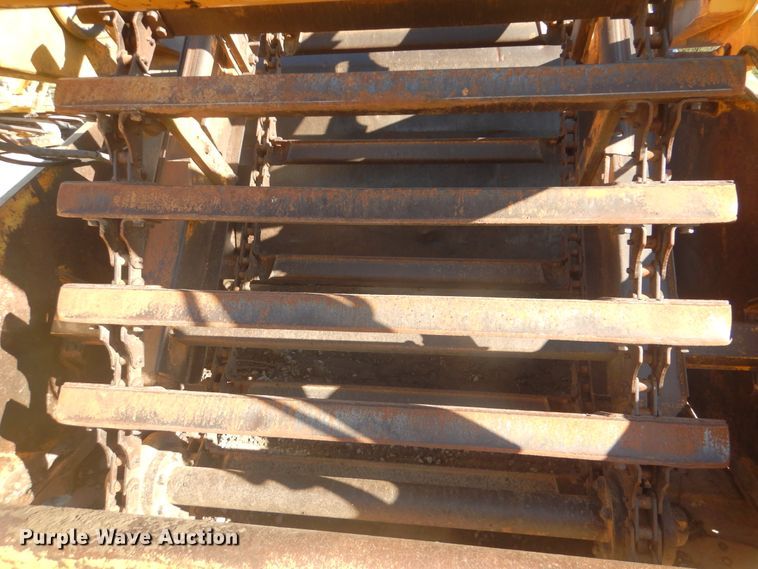 image for item DI0432 1981 John Deere 862  elevating scraper