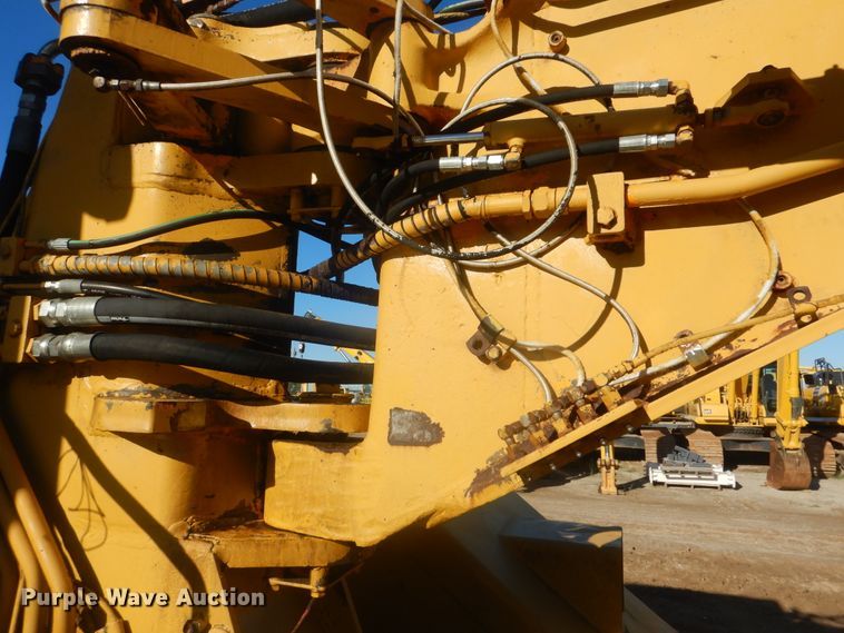 image for item DI0432 1981 John Deere 862  elevating scraper