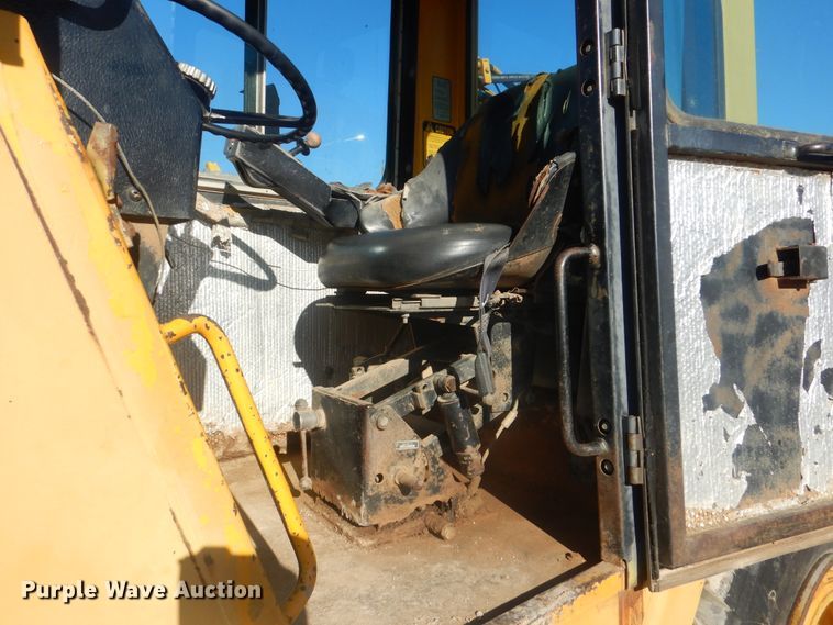 image for item DI0432 1981 John Deere 862  elevating scraper