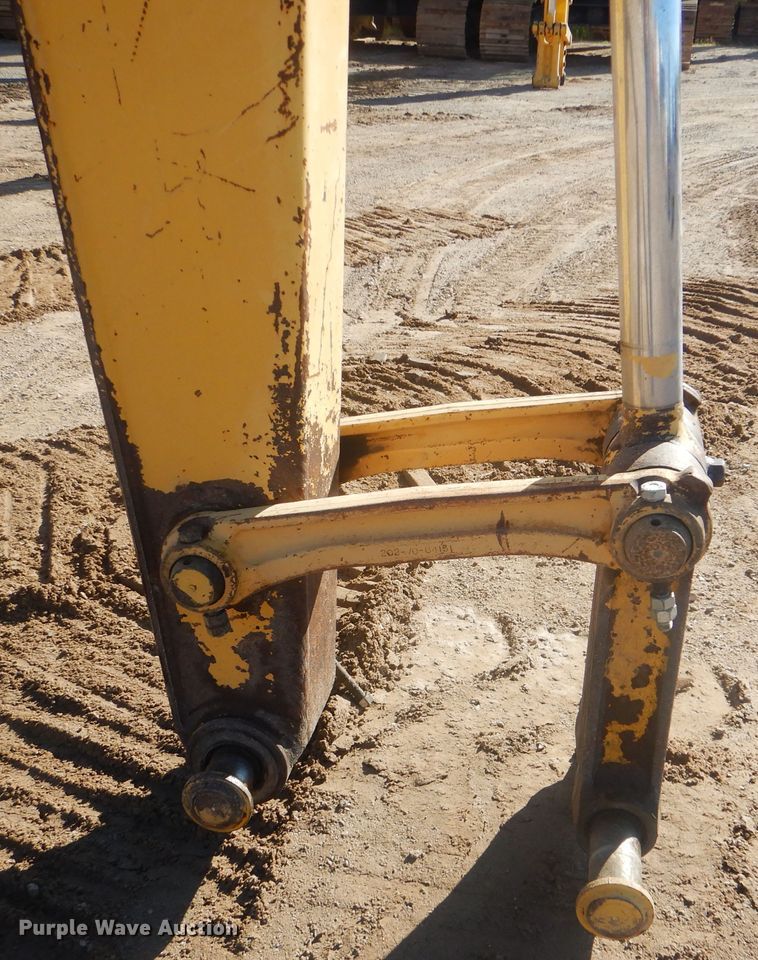 image for item DI0433 2011 Komatsu PC138USLC-8  excavator