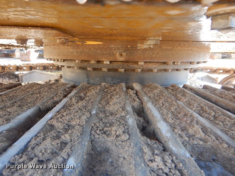 image for item DI0433 2011 Komatsu PC138USLC-8  excavator