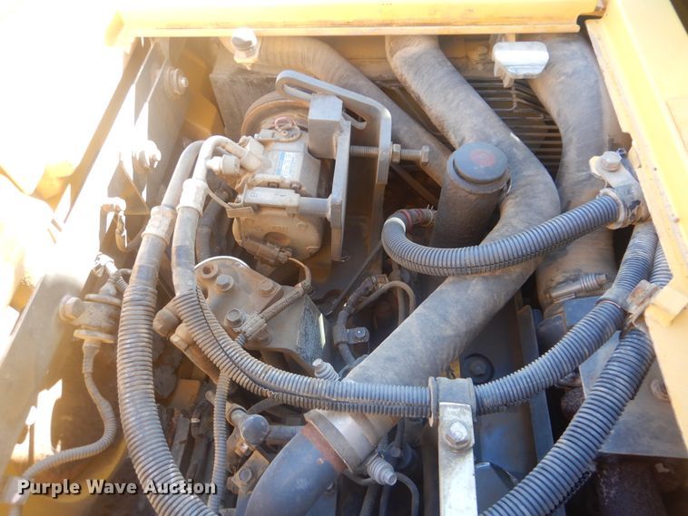 image for item DI0433 2011 Komatsu PC138USLC-8  excavator